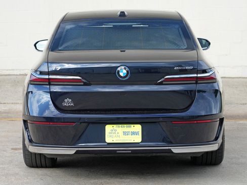 Used 2024 BMW i7 eDrive50 w/ M Sport Package RWD image 63