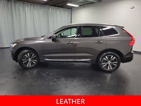 Used 2023 Volvo XC60 T8 Core AWD/4WD image 5