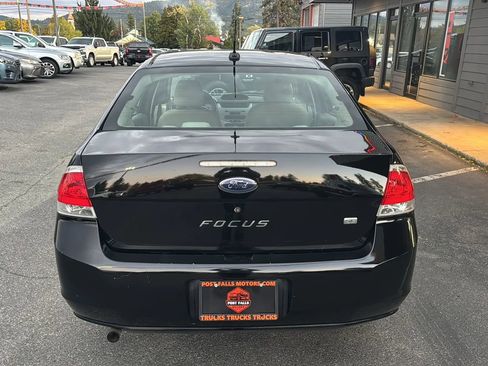 Used 2008 Ford Focus S image 2