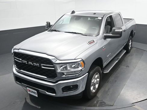 Used 2024 RAM 2500 Big Horn image 39