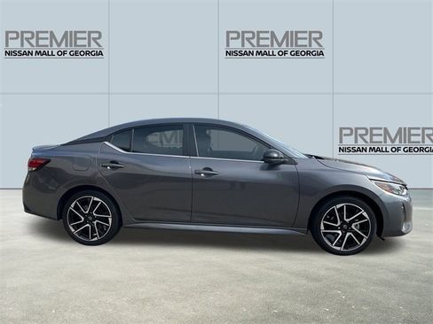 New 2025 Nissan Sentra SR w/ SR Premium Package image 4