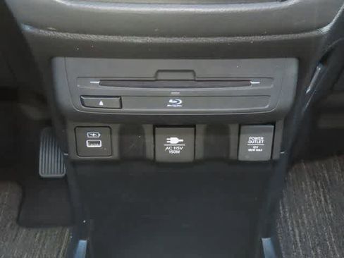 Used 2023 Honda Odyssey Elite image 23