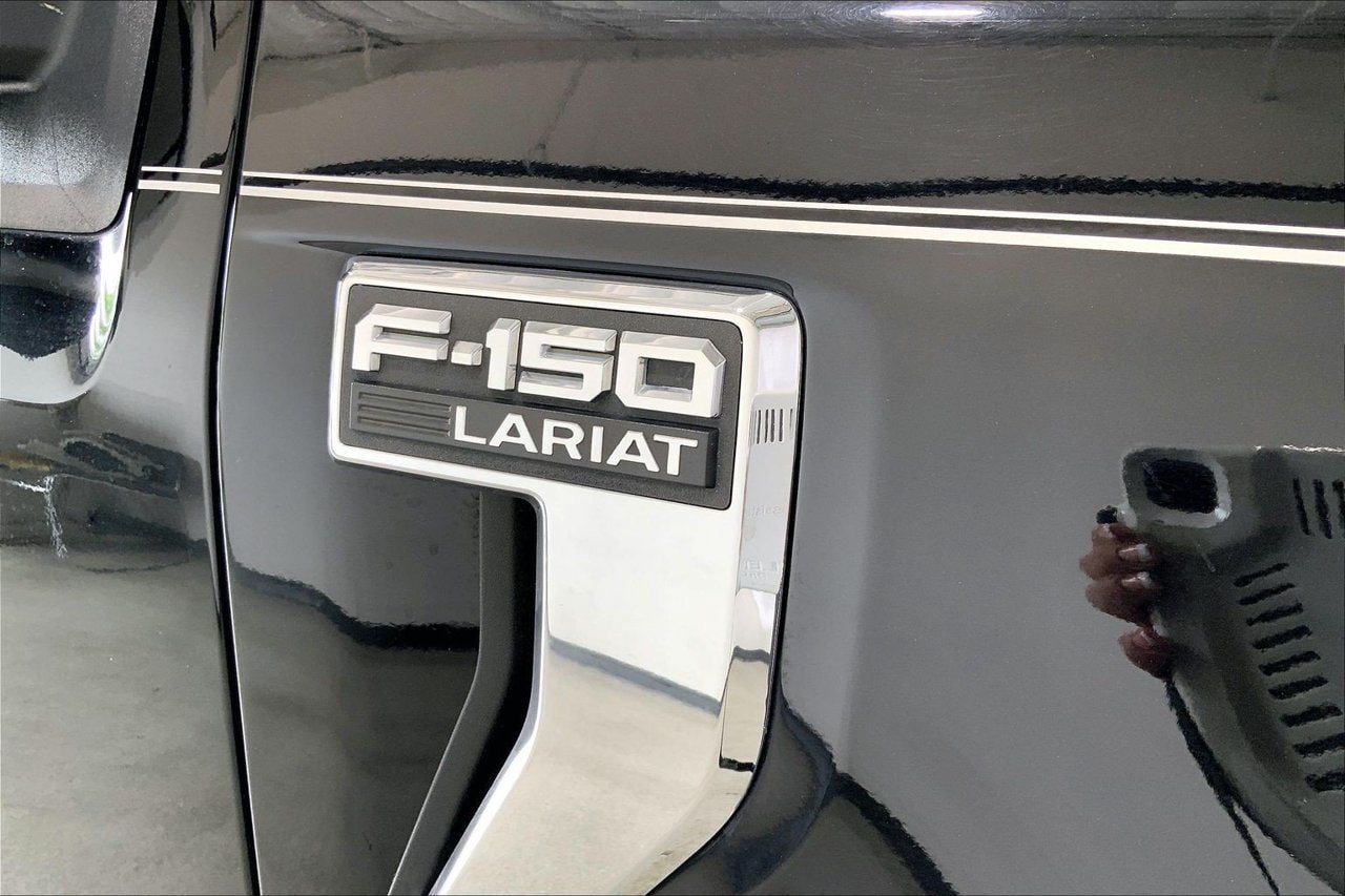 Used 2022 Ford F150 Lariat w/ Max Trailer Tow Package AWD/4WD image 7