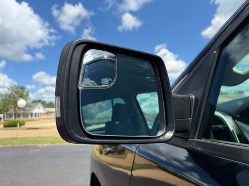 Used 2020 RAM 1500 Big Horn AWD/4WD image 12