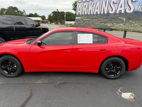 Used 2023 Dodge Charger SXT w/ Cold Weather Package RWD image 3