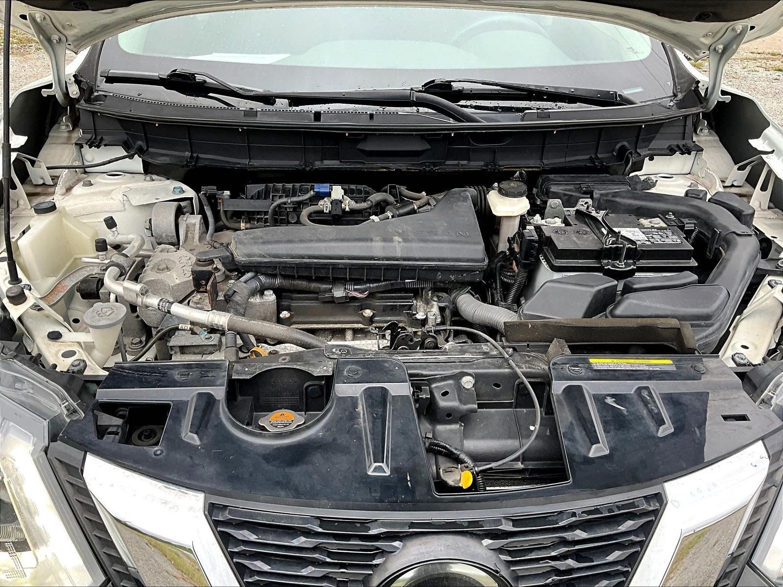 Used 2019 Nissan Rogue SV w/ Premium Package FWD image 30