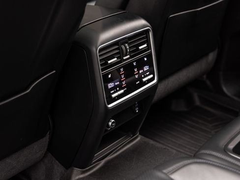 Certified 2022 Porsche Cayenne GTS AWD/4WD image 28