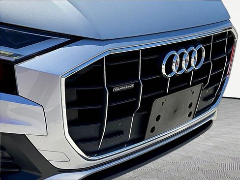Used 2019 Audi Q8 Premium w/ Convenience Package AWD/4WD image 33
