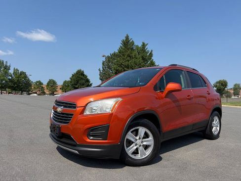 Used 2016 Chevrolet Trax LT w/ LT Convenience Package FWD image 1