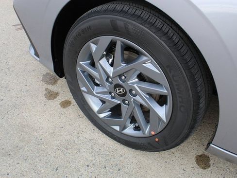 New 2026 Hyundai Elantra Blue image 3