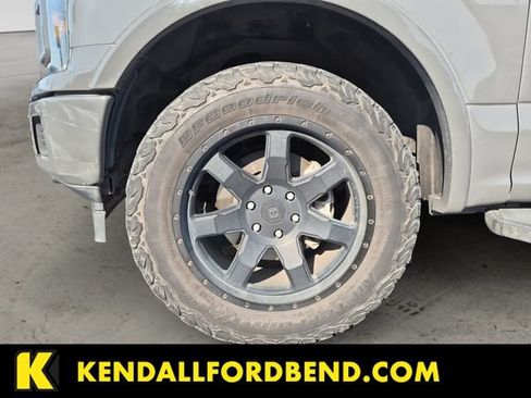 Used 2018 Ford F150 XLT w/ Equipment Group 302A Luxury AWD/4WD image 9