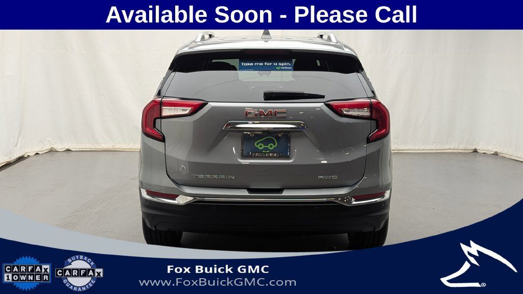 Used 2024 GMC Terrain SLT w/ Infotainment Package II AWD/4WD image 6