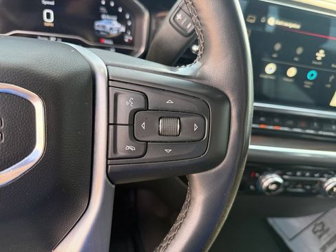 Used 2023 GMC Sierra 1500 SLT AWD/4WD image 16