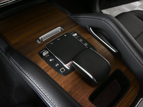 Used 2025 Mercedes-Benz GLE 450 GLE 450 image 15