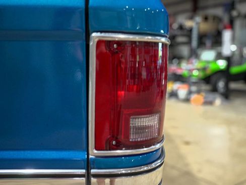 Used 1990 GMC Jimmy 4WD image 32