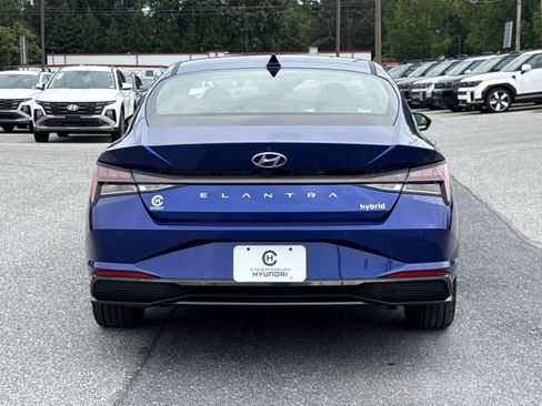 Certified 2021 Hyundai Elantra Limited FWD image 26