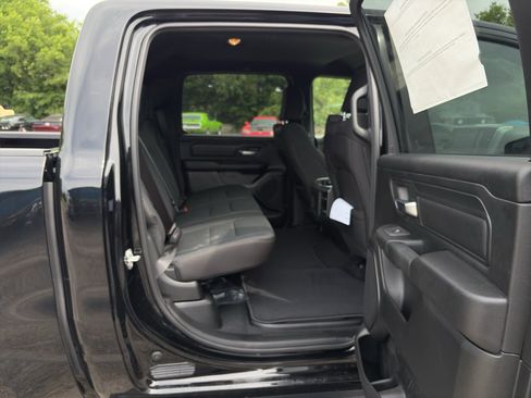 New 2026 RAM 1500 Express AWD/4WD image 23
