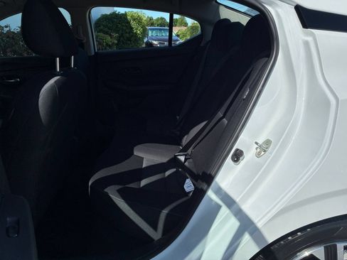 Used 2025 Nissan Sentra SV FWD image 25