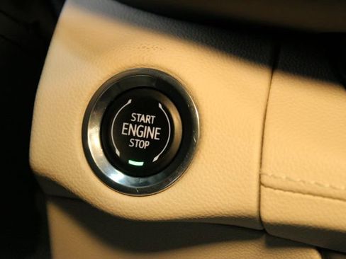 Used 2023 Buick Envision Avenir image 27