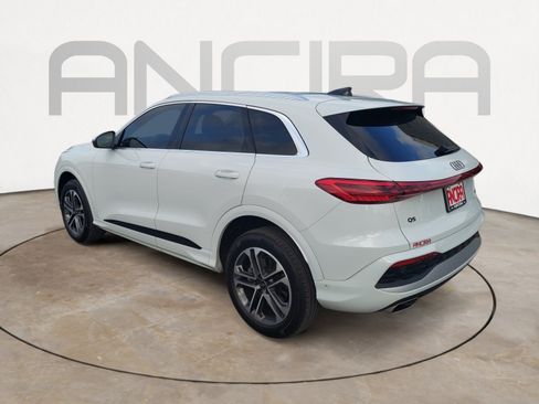 Used 2025 Audi Q5 Premium AWD/4WD image 8