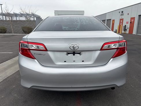 Used 2014 Toyota Camry L FWD image 8