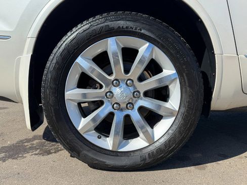 Used 2014 Buick Enclave Premium image 13