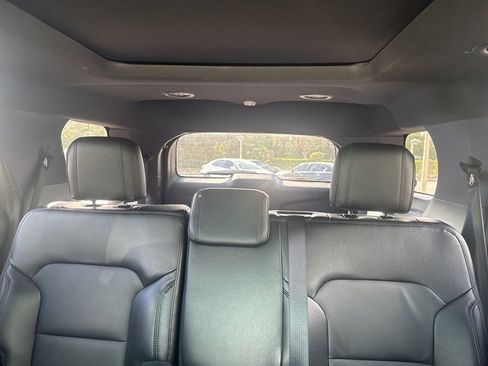 Used 2016 Ford Explorer XLT w/ Equipment Group 202A image 22