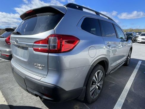 Used 2019 Subaru Ascent Limited w/ Popular Package #2 image 4