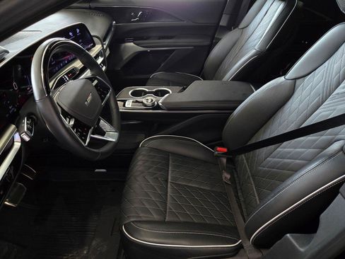 Used 2026 Cadillac Lyriq V w/ LPO, Floor Liner Package AWD/4WD image 12