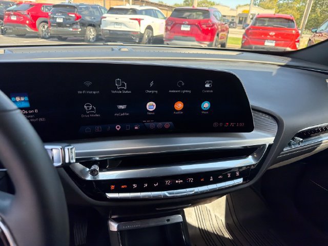 Certified 2024 Cadillac Lyriq Sport AWD/4WD image 20