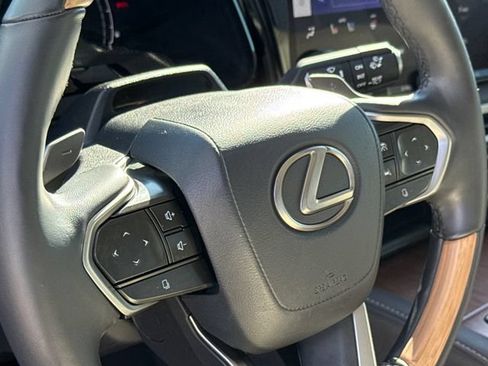Used 2024 Lexus RX 350 Premium Plus w/ Convenience Package FWD image 31