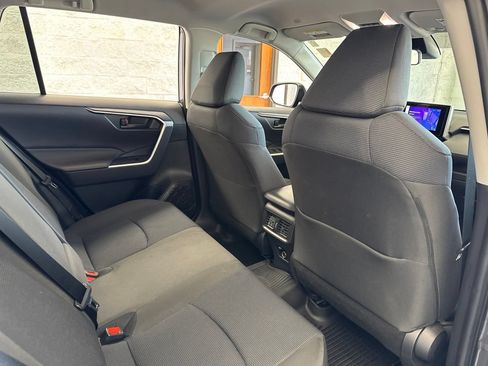 Certified 2025 Toyota RAV4 LE AWD/4WD image 42
