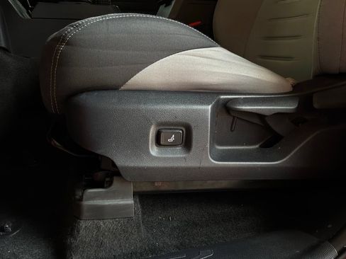 Used 2024 Toyota Tacoma TRD Sport RWD image 11