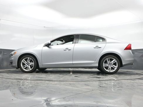 Used 2014 Volvo S60 T5 image 23
