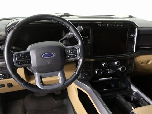 Used 2023 Ford F250 Lariat w/ Chrome Package image 11