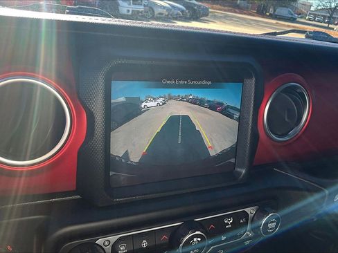 Used 2021 Jeep Wrangler Unlimited Rubicon image 30