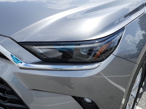 Used 2026 Toyota Grand Highlander AWD Hybrid image 37