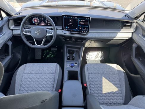 Certified 2025 Volkswagen Tiguan S AWD/4WD image 28