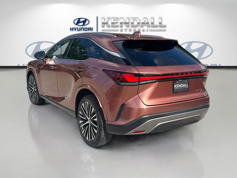Used 2024 Lexus RX 350 w/ Convenience Package AWD/4WD image 4