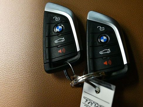 Used 2022 BMW X3 xDrive30i w/ Convenience Package image 86