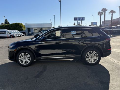 Certified 2023 Lincoln Corsair FWD image 5