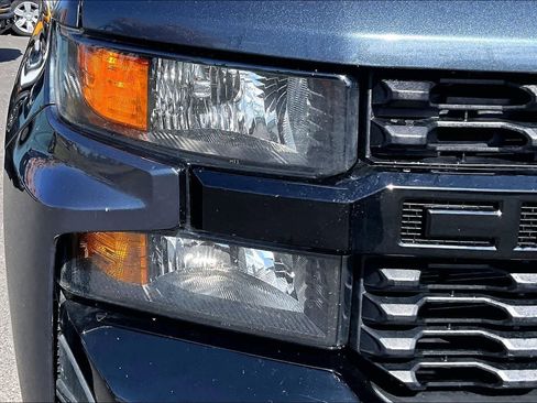 Used 2021 Chevrolet Silverado 1500 Custom Trail Boss AWD/4WD image 30