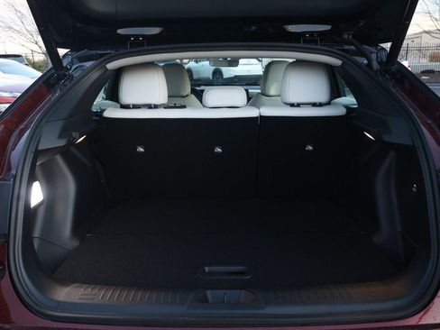 New 2026 Nissan Leaf Platinum+ w/ Cargo Package (Platinum+) FWD image 7