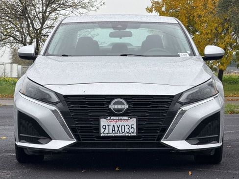 Used 2023 Nissan Altima 2.5 SV image 6