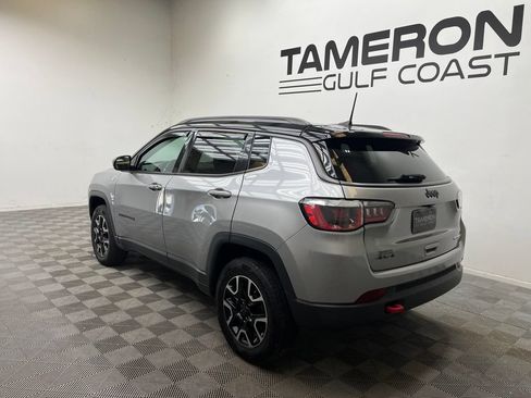 Used 2020 Jeep Compass Trailhawk AWD/4WD image 8