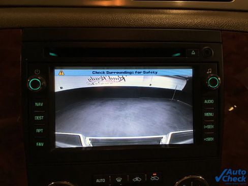 Used 2011 Chevrolet Avalanche LTZ image 63