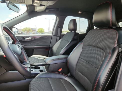 Used 2024 Ford Escape ST-Line w/ Tech Pack #1 image 11