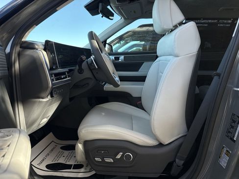 New 2026 Hyundai Santa Fe Calligraphy image 13