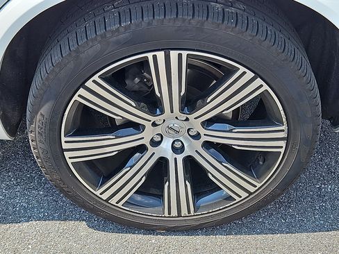 Used 2021 Volvo XC90 T6 Inscription w/ Protection Package AWD/4WD image 10