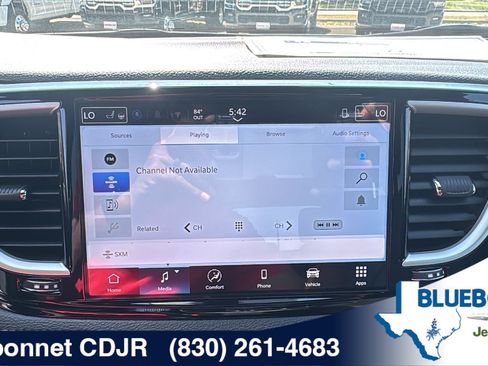 New 2026 Chrysler Pacifica Select FWD image 17